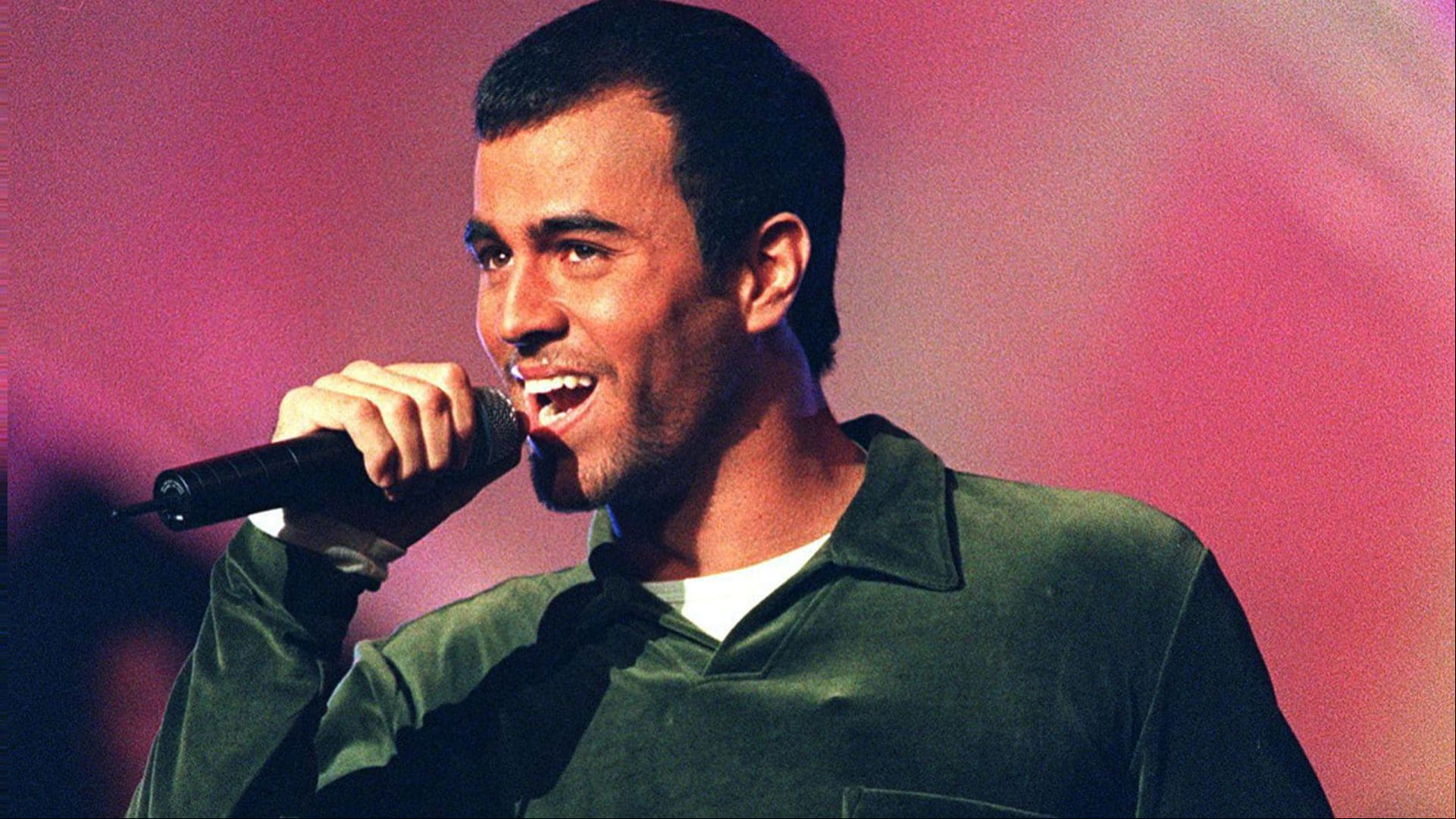 Chábeli Iglesias recuerda cómo su hermano Enrique le ocultó a su padre que iba a ser cantante