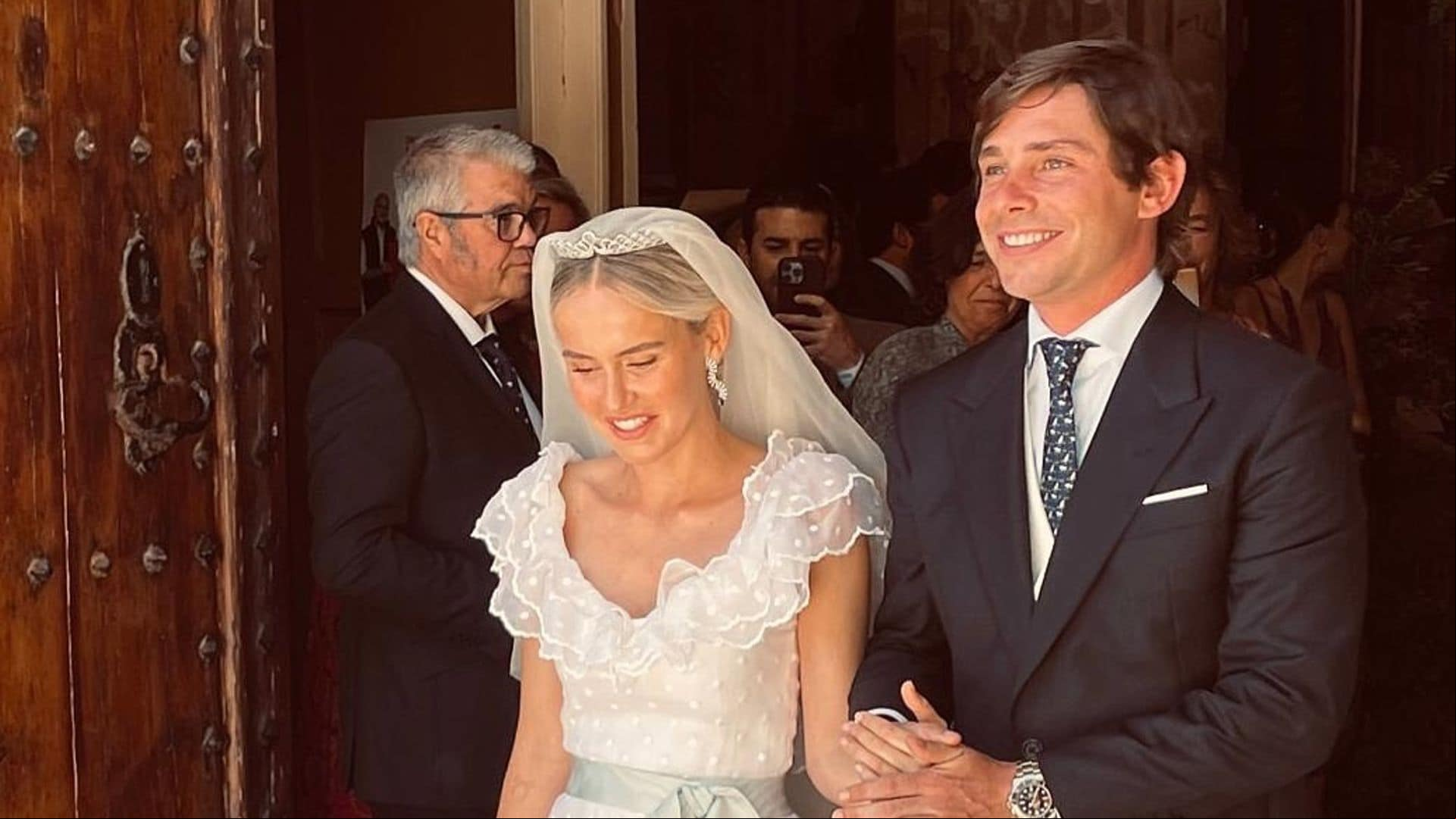 El vestido de novia de Mónica Anoz para su boda en Menorca: ‘Estaba destinado a ser mío’