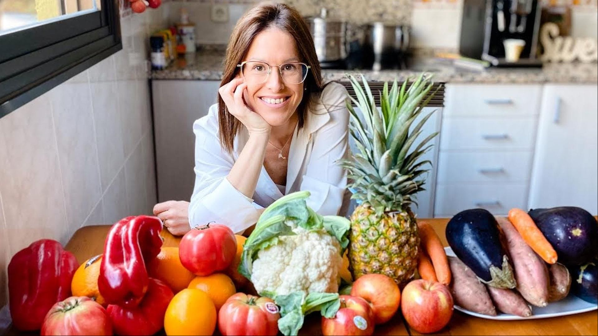Bàrbara Munar, nutricionista: 'La dieta de la Reina no cuenta calorías, no prohíbe alimentos, no pesa raciones, es flexible y antiinflamatoria'