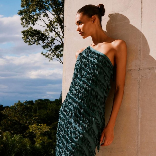 Vestido de invitada de Zara